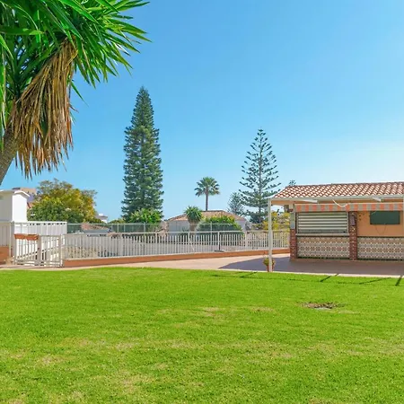 公寓 Awesome Apartment In Torremolinos With Outdoor Swimming Pool And Wifi